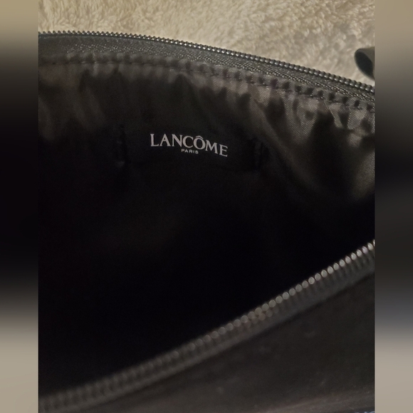 New Lancome Black Makeup Cosmetic Bag with Silver Zipper and Pom-Pom Tassel - Picture 6 of 6
